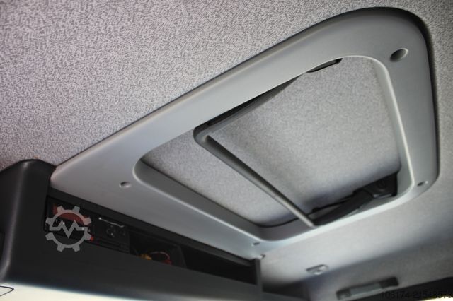 Bärgningsbil MAN TGL 8.180 BL Abschleppwagen Autotransporter Top