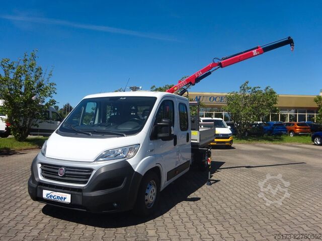 Furgão pick-up FIAT Ducato Maxi Doka Pritsche Fassi Ladekran