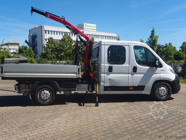 Furgão pick-up FIAT Ducato Maxi Doka Pritsche Fassi Ladekran