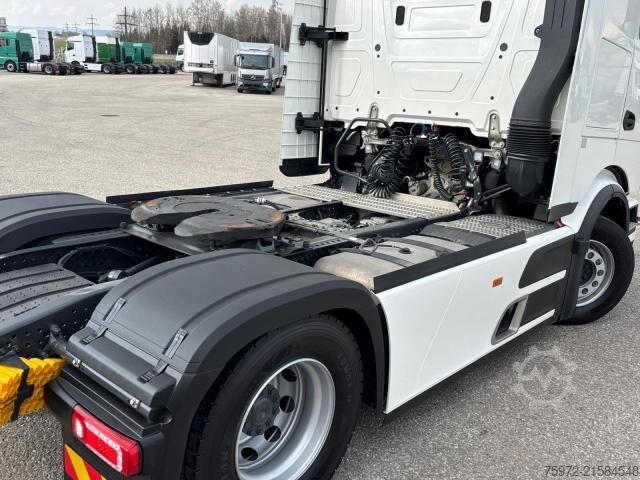 Standart çekici ünitesi  Actros 1851 LS