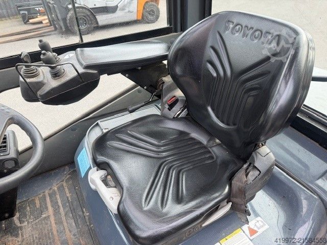 Diesel Forklift Toyota 52-8FDJF35