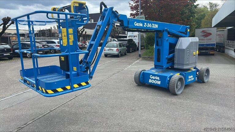 Scharnierend telescopisch platform Genie Z-34/22N