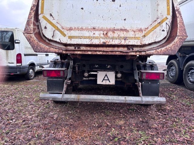 Tipper semitrailer SCHMITZ CARGOBULL SKI 24 7,5 verstärkte Ausführung