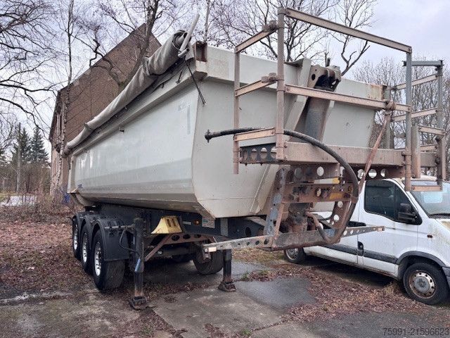 Tipper semitrailer SCHMITZ CARGOBULL SKI 24 7,5 verstärkte Ausführung