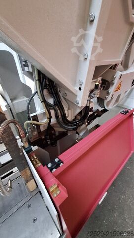 Pásová pila BEHRINGER HBE 560 A Dynamic