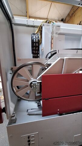 Pásová pila BEHRINGER HBE 560 A Dynamic