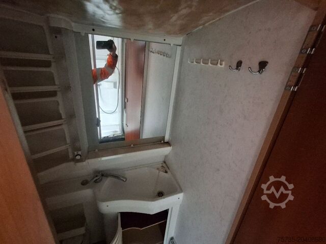 MERCEDES-BENZ LP 813 MERCEDES-BENZ LP 813