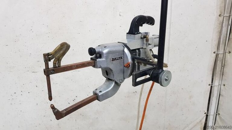 Spot welding tong with DALEX RS 17 controller and balancer, resistance welding machine, spot welding DALEX A 3139 + RS17