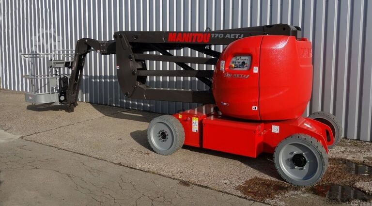 Scharnierend telescopisch platform Manitou 170 AETJ-L