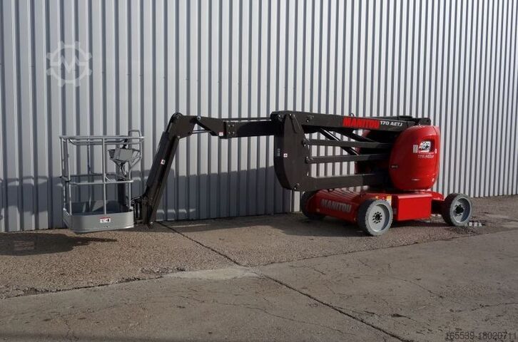 Scharnierend telescopisch platform Manitou 170 AETJ-L