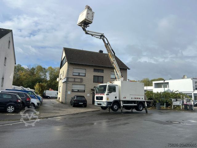 Pracovní plošinový vůz MAN TGL 12.250 Hubarbeitsbühne 17m Comilev 170 TPC