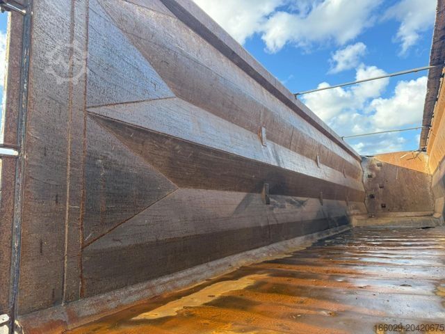 Kippers oplegger KEMPF SKM 35/3 Großraummulde für Schrott 85m³