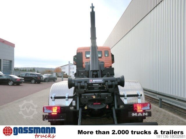 Abrollkipper MAN TGA 26.310 6X6 BB