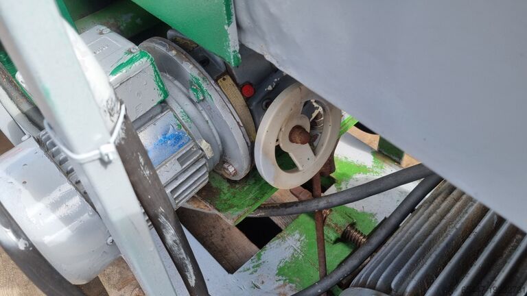 Mini-hakselaar voor kanten 18kW 4 messen  