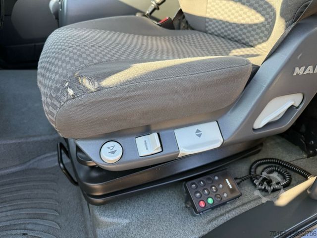 Hűtőfelépítményes furgon MAN TGL 8.180 BL Kühlkoffer 4,6 m*THERMOKING