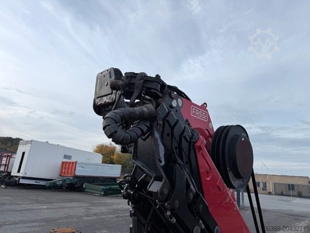 Autolaadkraan Fassi F245A.2.25 E-Dynamic Radio Remote / Crane
