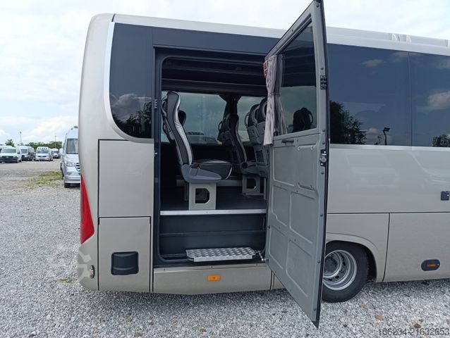 Bus IVECO Daily