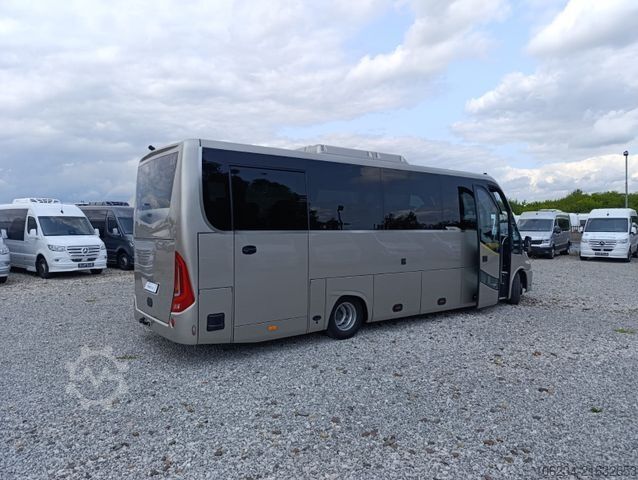 Bus IVECO Daily