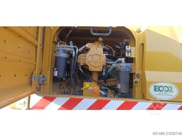 Rupsgraver CATERPILLAR 336 Baujahr 2021 CE