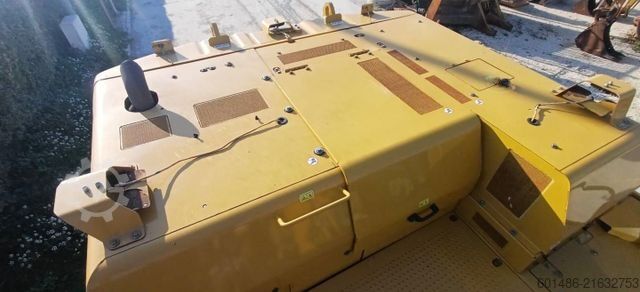 Rupsgraver CATERPILLAR 352 mit CE und EPA