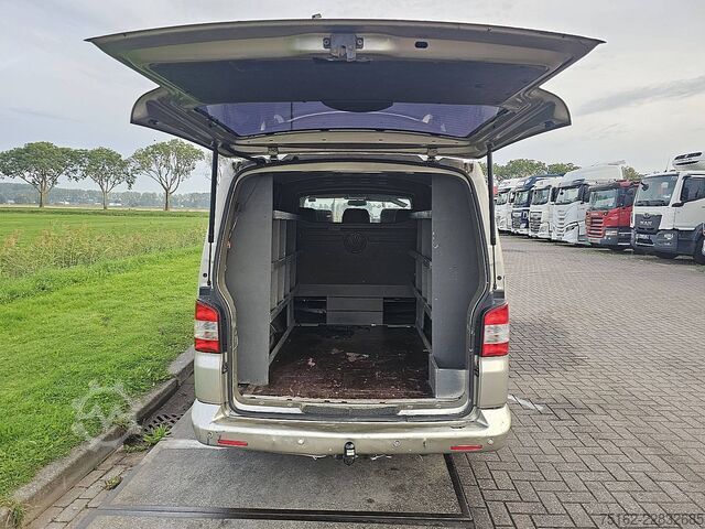 Magastetős kombi VW T5