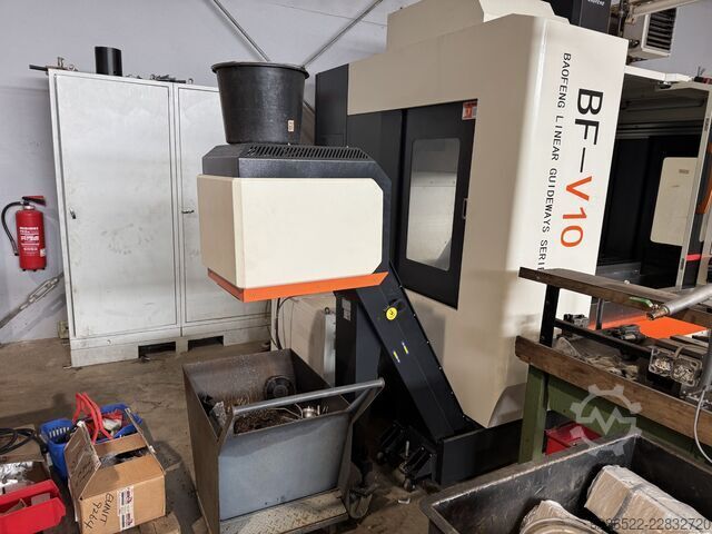 CNC machining center with Siemens 828D BAOFENG BF-V10