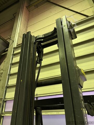 Reachtruckar Fenwick R14B-01