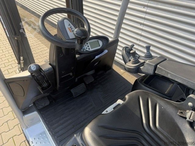 Περονοφόρα ανυψωτικά LPG Still RX70-20T   1855 Stunden !!!