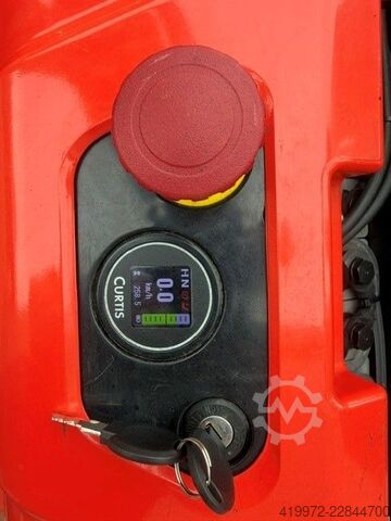 Στοίβαξη πεζών Noblelift PS16L  TX5300