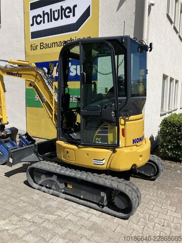 Komatsu PC38MR-5