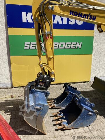  Komatsu PC38MR-5