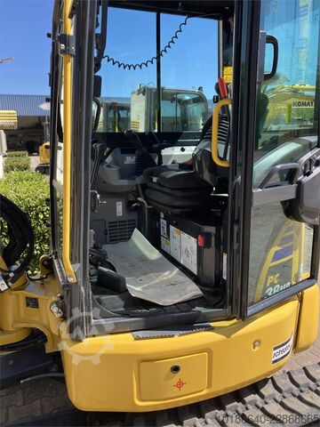  Komatsu PC38MR-5