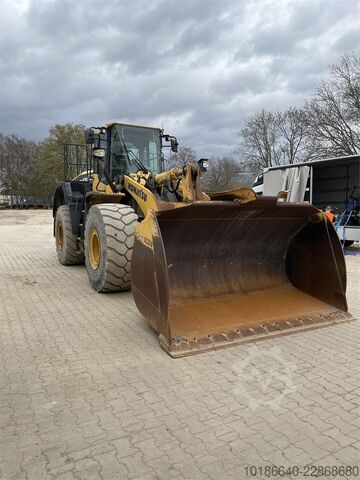  Komatsu WA470-7