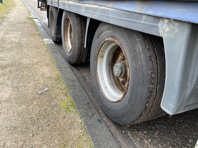 Posuvné plachty Krone SD 3-Axle Mega / BPW Axles / NL Trailer