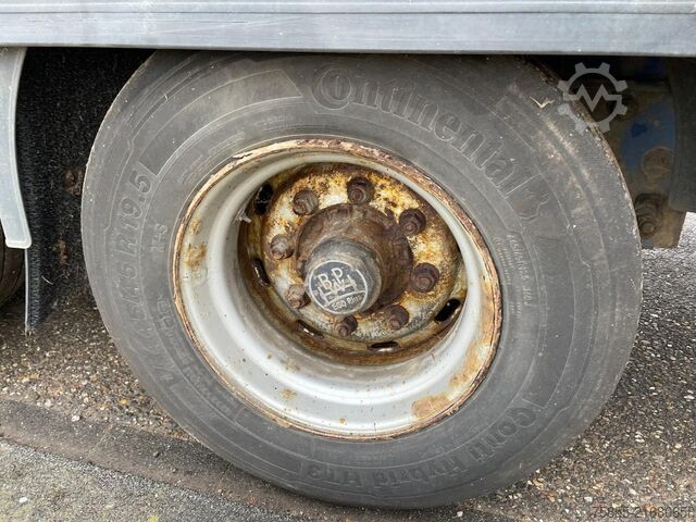 Posuvné plachty Krone SD 3-Axle Mega / BPW Axles / NL Trailer