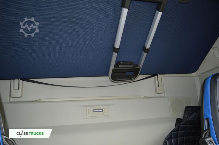 Standard tractor unit VOLVO FH 460 Globetrotter XL i-Save