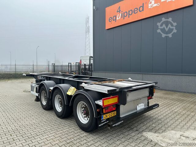 Transport de conteneurs Van Hool 3B2013 20FT ADR CHASSIS / empty weight 3.300kg ...