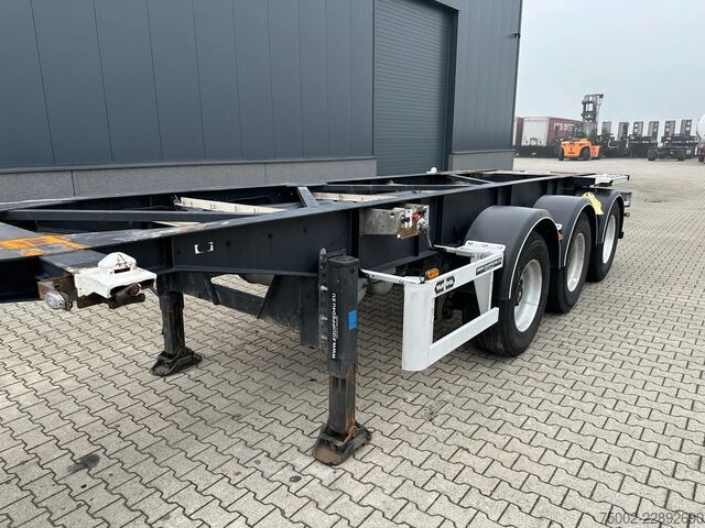 Transport de conteneurs Van Hool 3B2013 20FT ADR CHASSIS / empty weight 3.300kg ...