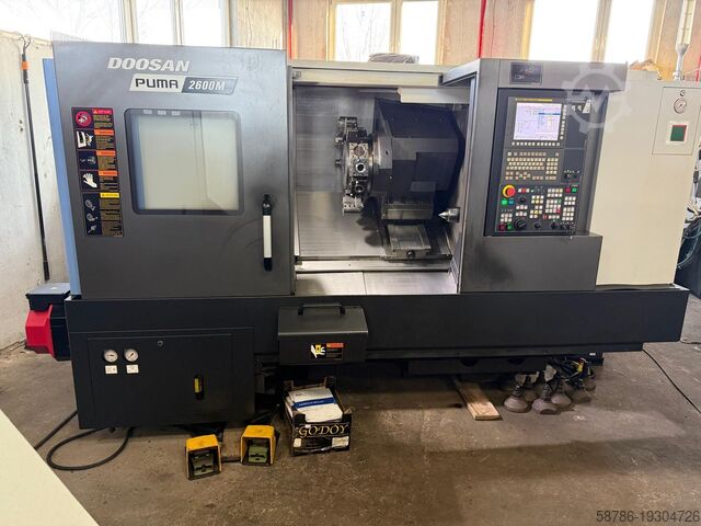 Strung CNC Doosan Puma 2600M