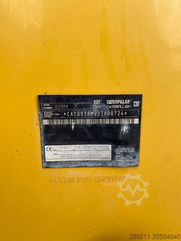 Wheel loader CAT 938 M (Bucket + Forks)