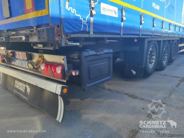 Semirimorchio con telone Schmitz Cargobull Curtainsider Standard
