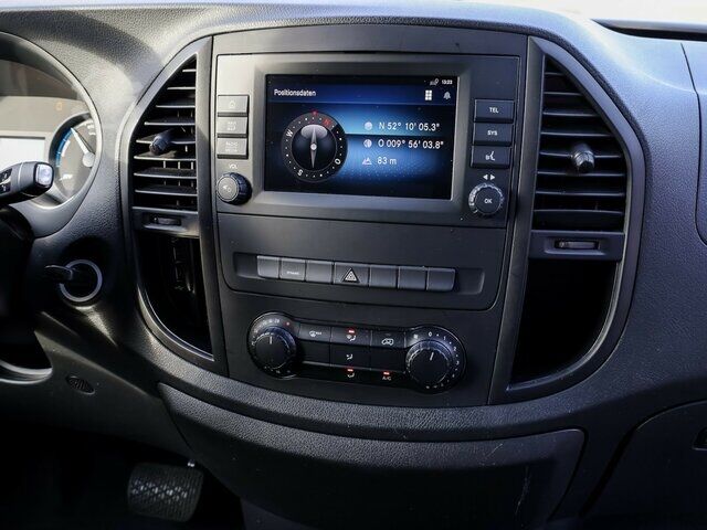 Panel kombi Mercedes-Benz eVito 111 KA,lang,3 Sitzer,Klima,Kamera