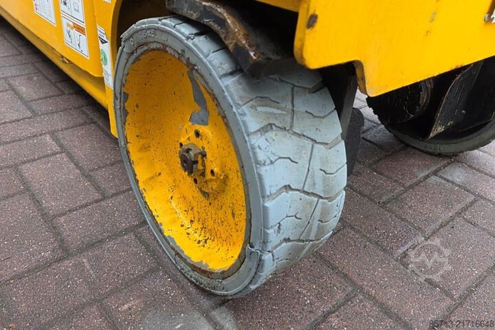 Ψαλίδι ανύψωσης Haulotte Compact 8 As-Is, Electric, 8m Working Height, 350k