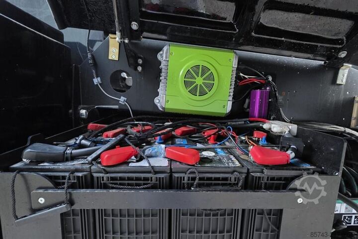 Αρθρωτή τηλεσκοπική πλατφόρμα εργασίας Niftylift HR28 HYBRID 4x4 MK2 Hybrid, 4x4 Drive, 28m Working