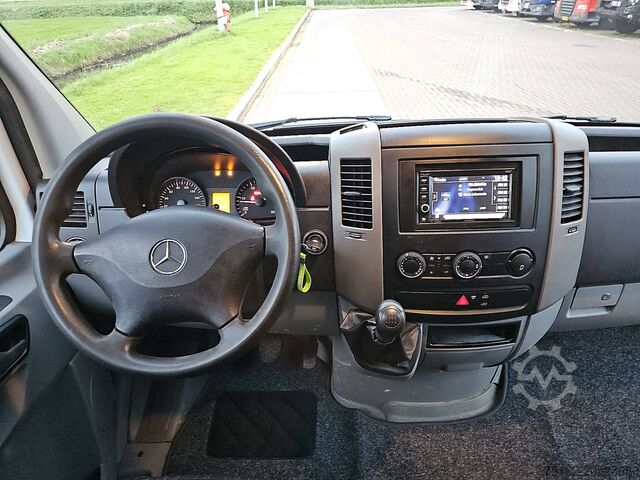 Yüksek tavanlı istasyon vagonu MERCEDES-BENZ SPRINTER 314 L2H2 Euro6 Trekhaak!