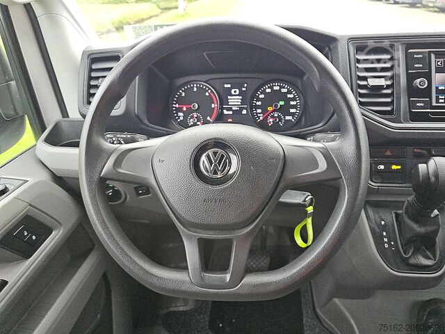 Camioneta familiar de techo alto VOLKSWAGEN CRAFTER 35 2.0 L2H2 Carplay AC Eur6