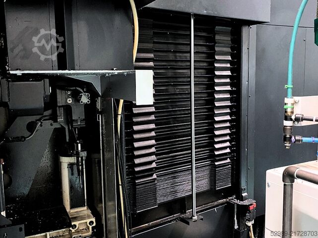 Centre d'usinage vertical MAKINO D500