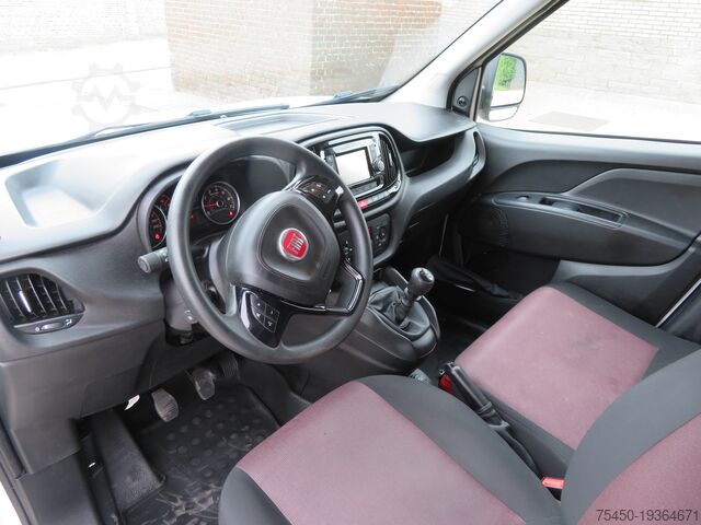 Kompaktní dodávka FIAT Doblo Cargo