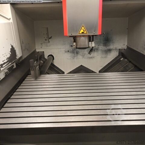 Centro di lavoro verticale HERMLE C 1200 V