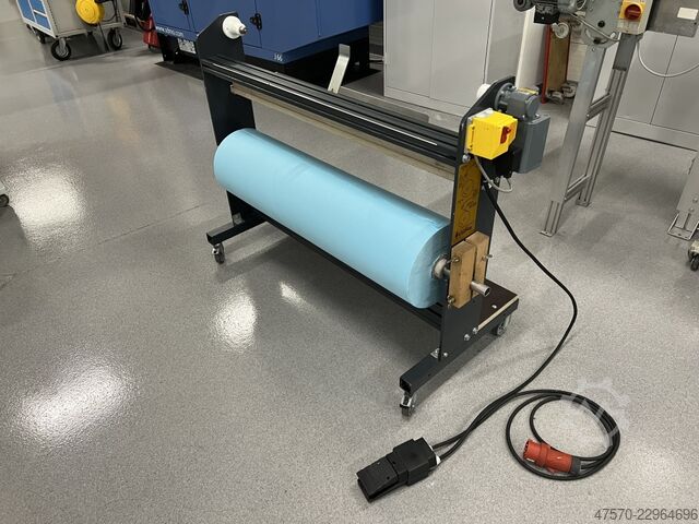 Automatyczna przewijarka tkanin do offestu Automatic cloth rewinder for offset printing machines Vliesstoff Kasper